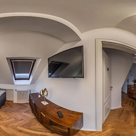 Musikviertel Zentrum Sued - Zentral Und Dennoch Ruhig Apartment